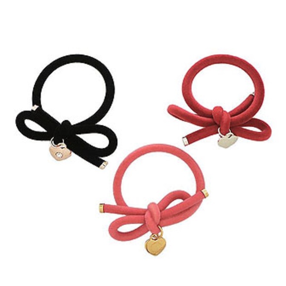 Marc Jacobs Bow With Heart Charm Pony Holders - Picture 3 of 3